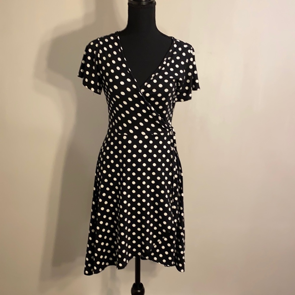 Polka dot short sleeve dress